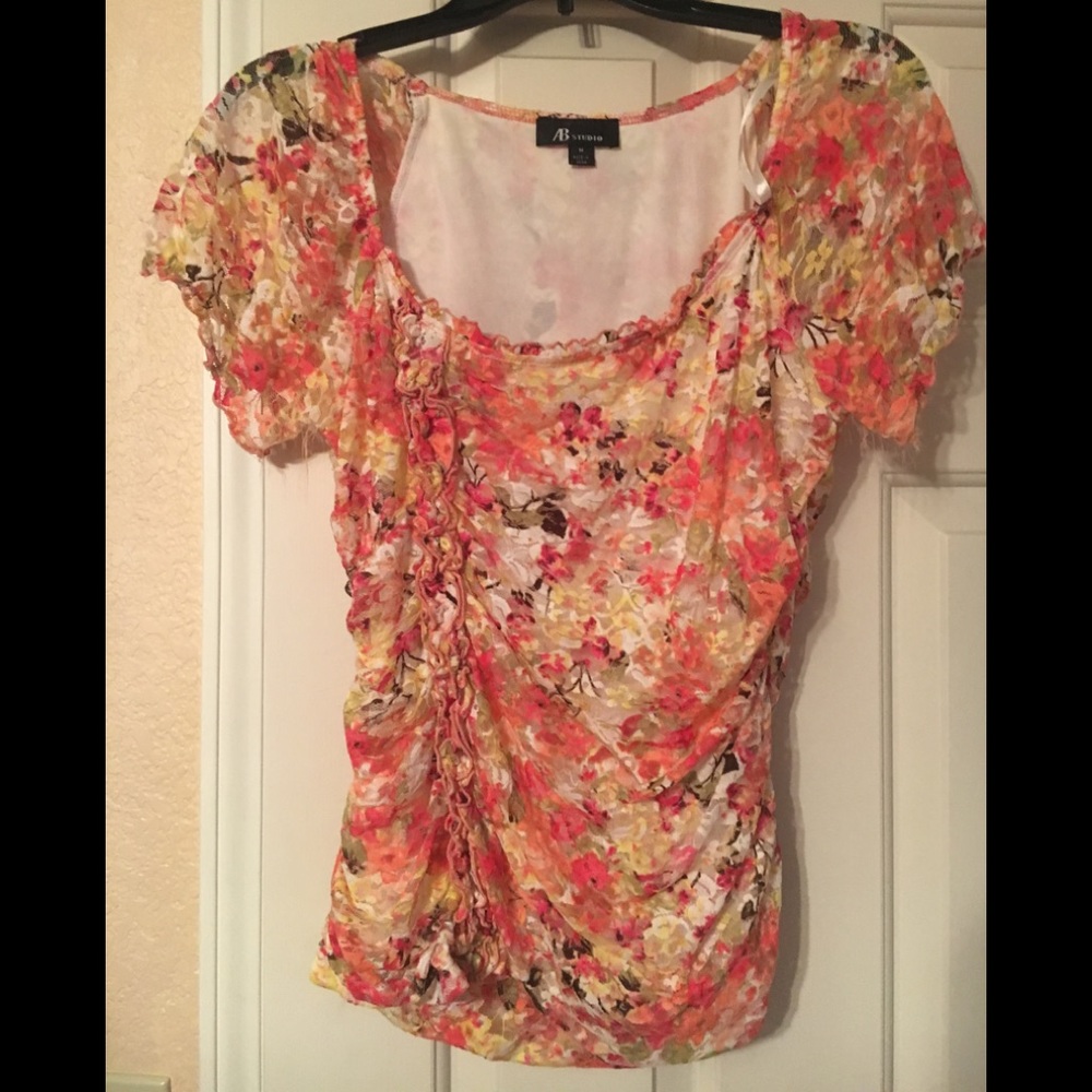 Lacy top with lining